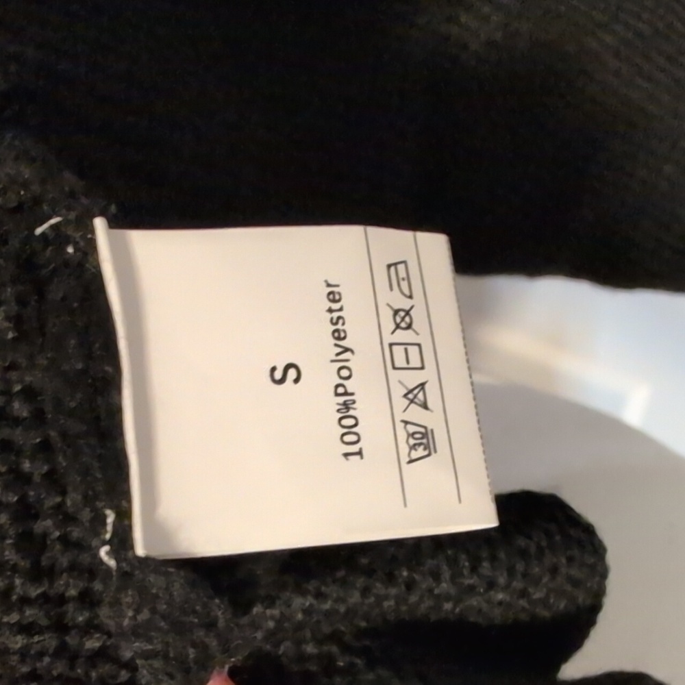 ❤️NWOT XOX SWEATER❤️EXCELLENT CONDITION!! - Picture 5 of 5